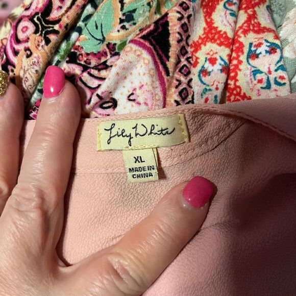 Lilly White XL Pink Gold Top Button Top Dressy - Picture 8 of 10